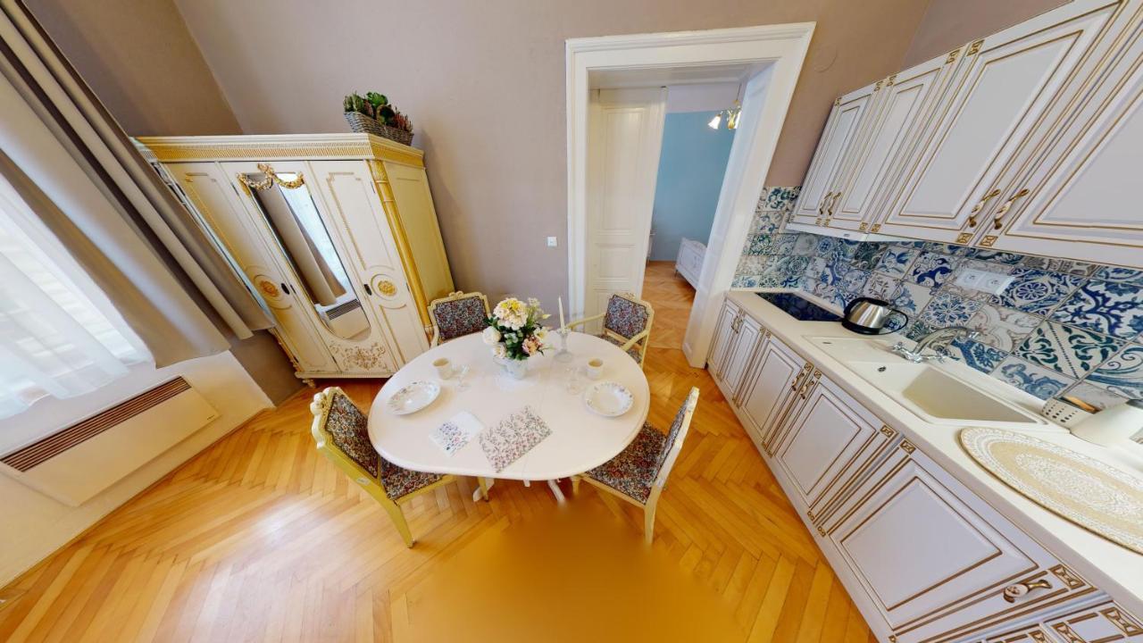 Apartments Kroměříž Esterno foto