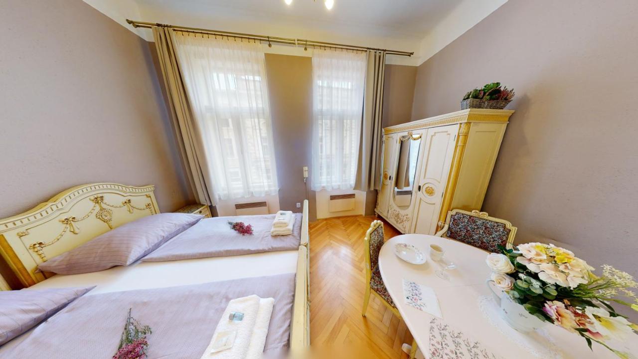 Apartments Kroměříž Esterno foto